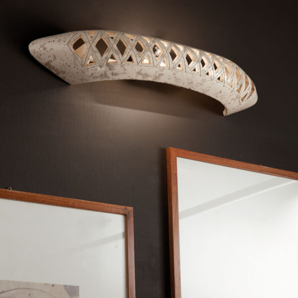 50041/A55 Open-worked Ceramic Sconce "Curva"